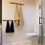 Apartamento Modern And Peaceful Seafront - Wifi, Free Parking