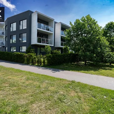 Modern And Peaceful Seafront Apartment- Wifi, Free Parking Pärnu