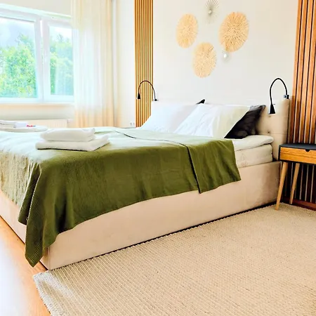 Apartment Modern And Peaceful Seafront - Wifi, Free Parking *