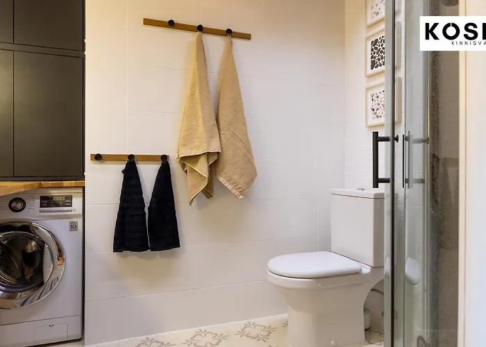 Apartment Modern And Peaceful Seafront Apartment- Wifi, Free Parking